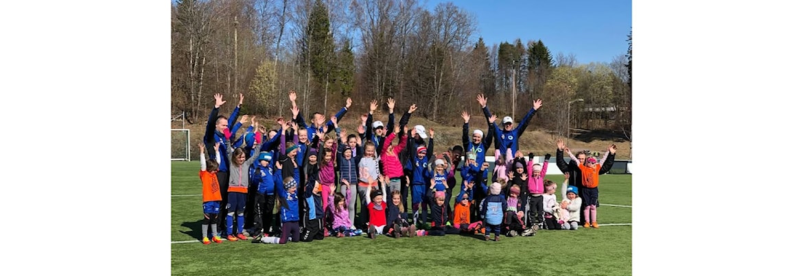 Dugnad på Idrettsplassen